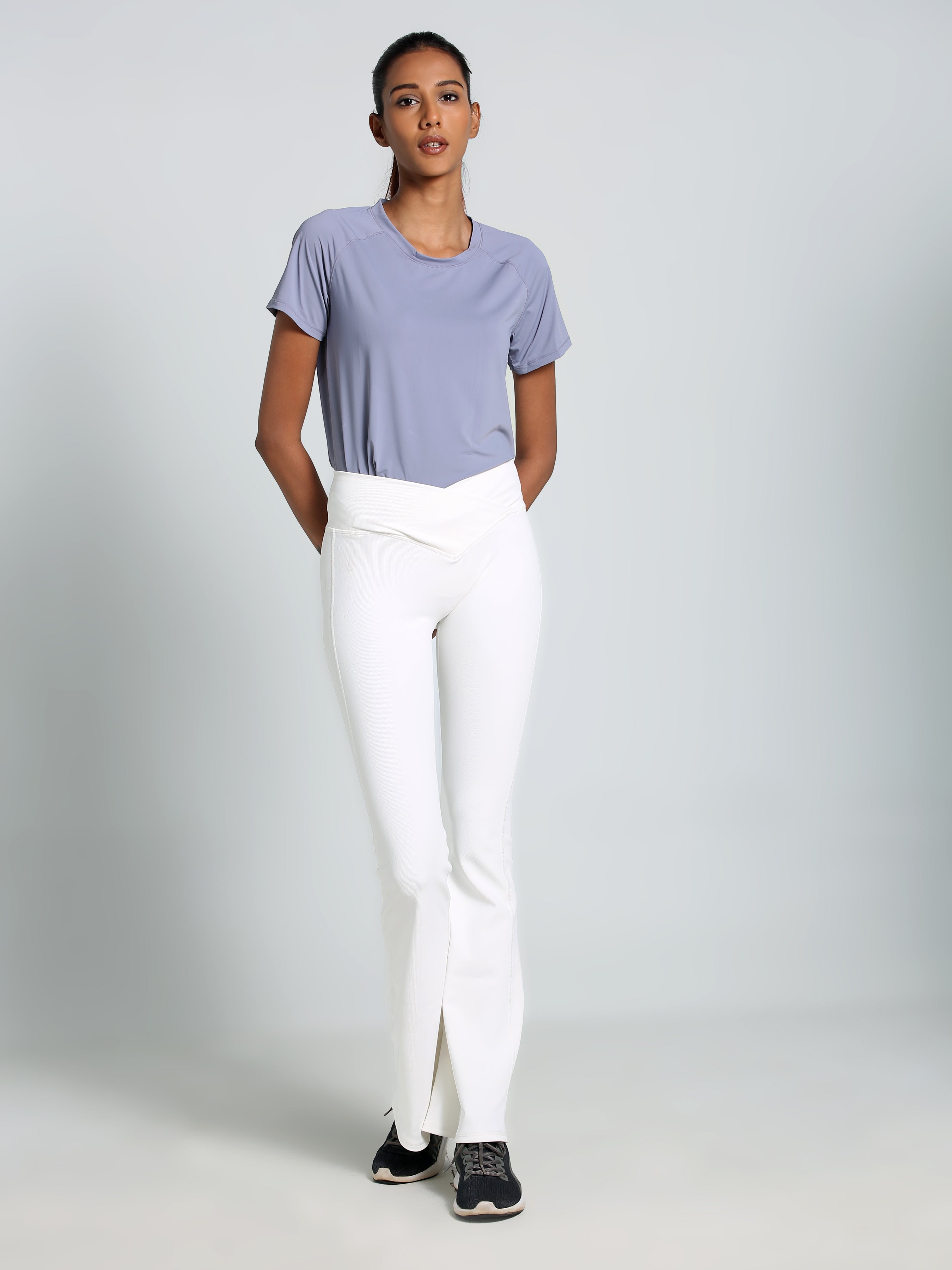 Monolgue Flare Pants'