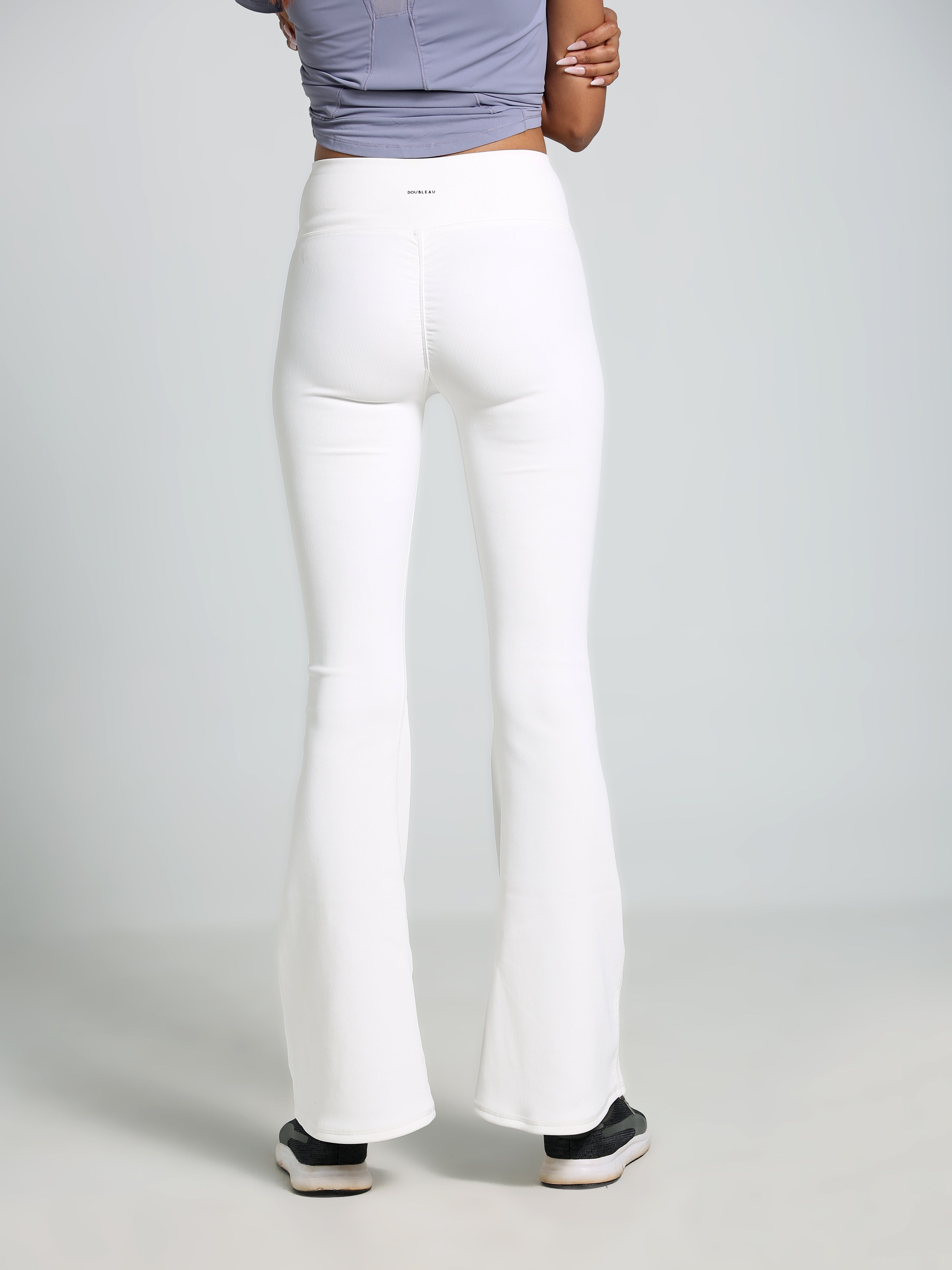 Monolgue Flare Pants'